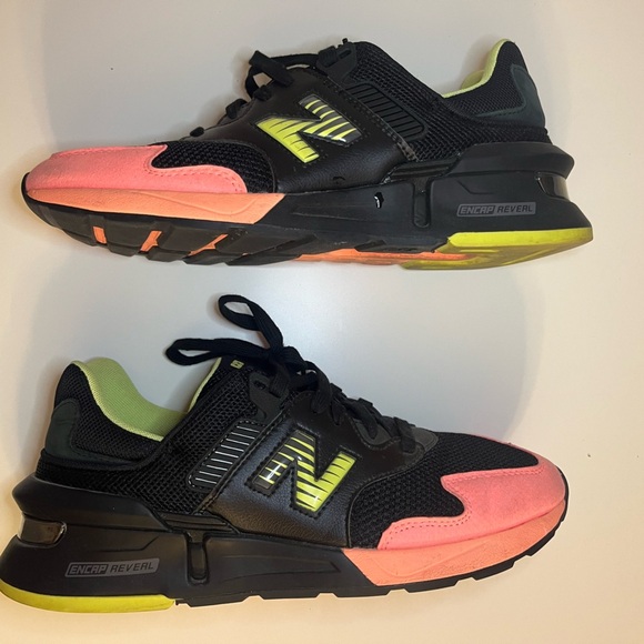 New Balance 997S Kawhi Leonard Sunrise - Picture 15 of 17
